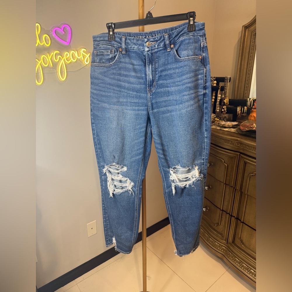 American Eagle Outfitters Blue Distressed Boyfriend Jeans